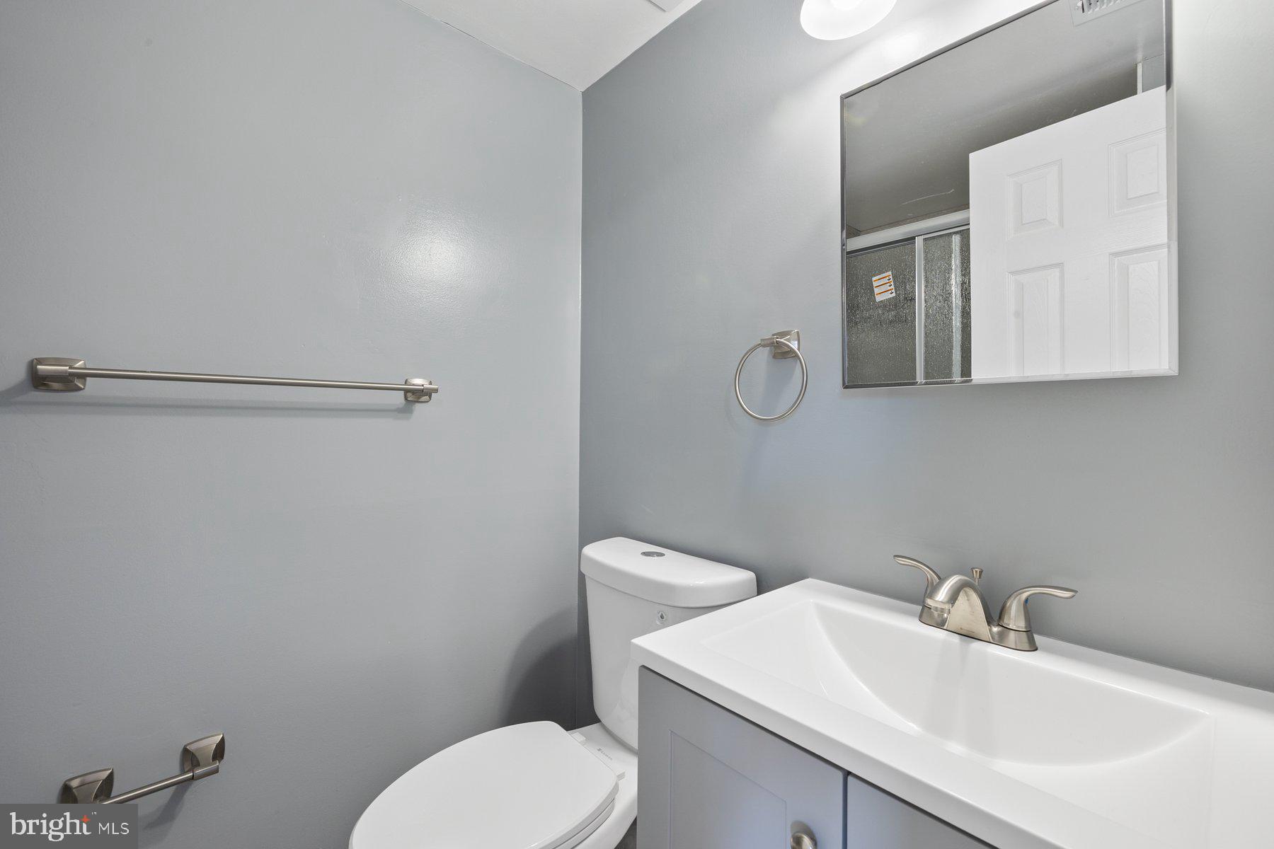 11613 Stoneview Square, Unit 21C Reston, VA 20191 - Photo 21 of 32