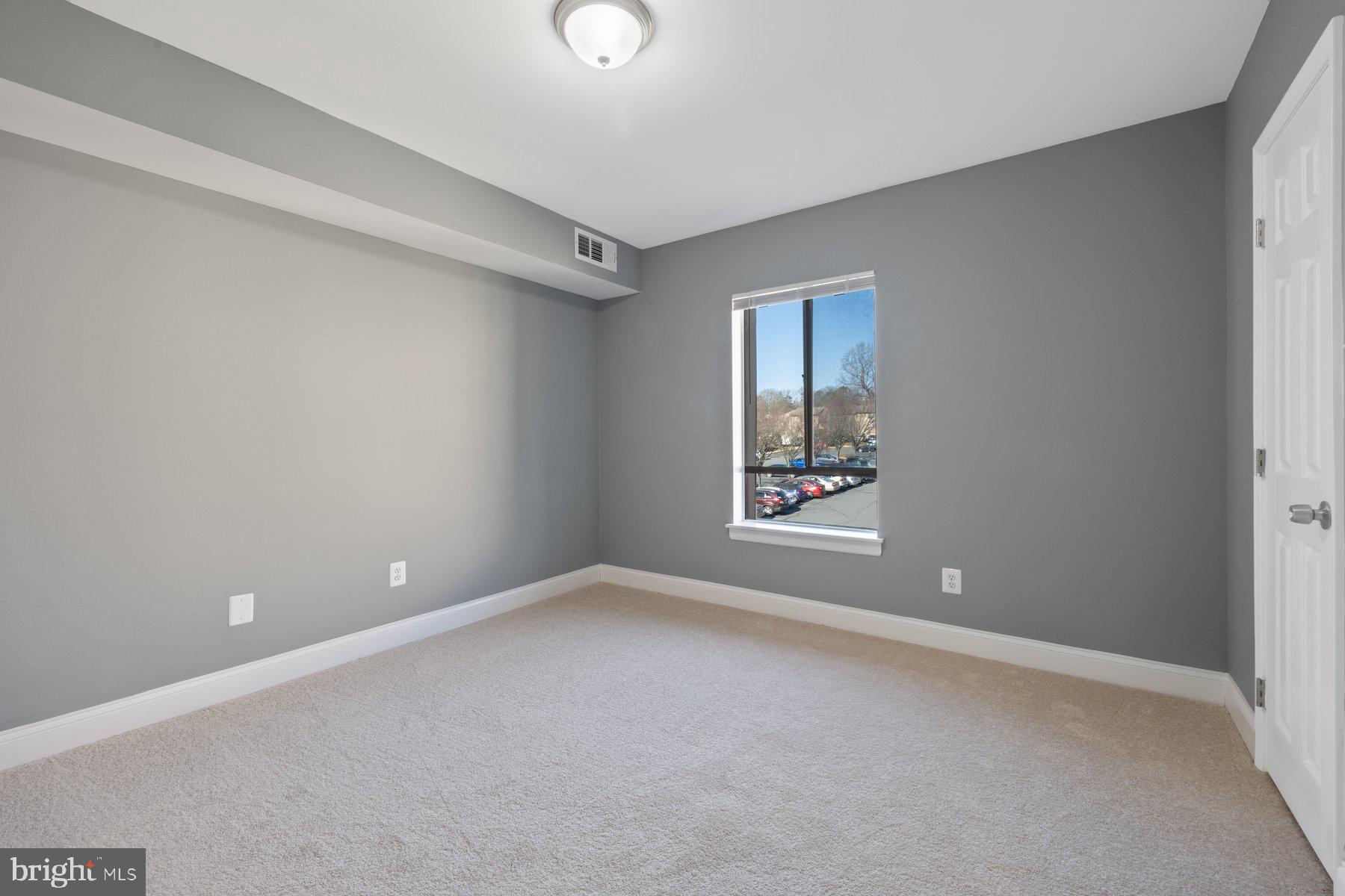 11613 Stoneview Square, Unit 21C Reston, VA 20191 - Photo 24 of 32