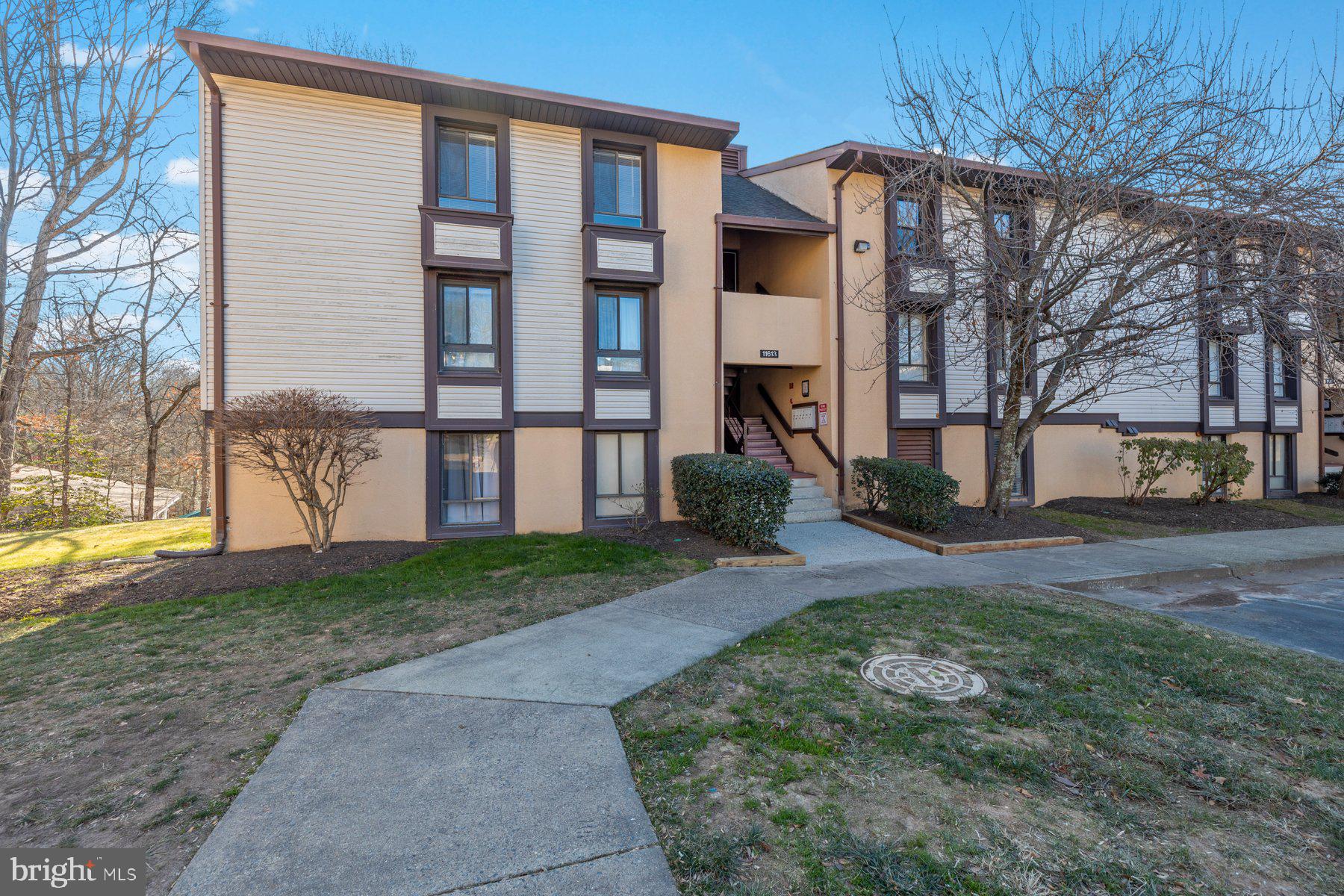 11613 Stoneview Square, Unit 21C Reston, VA 20191 - Photo 3 of 32