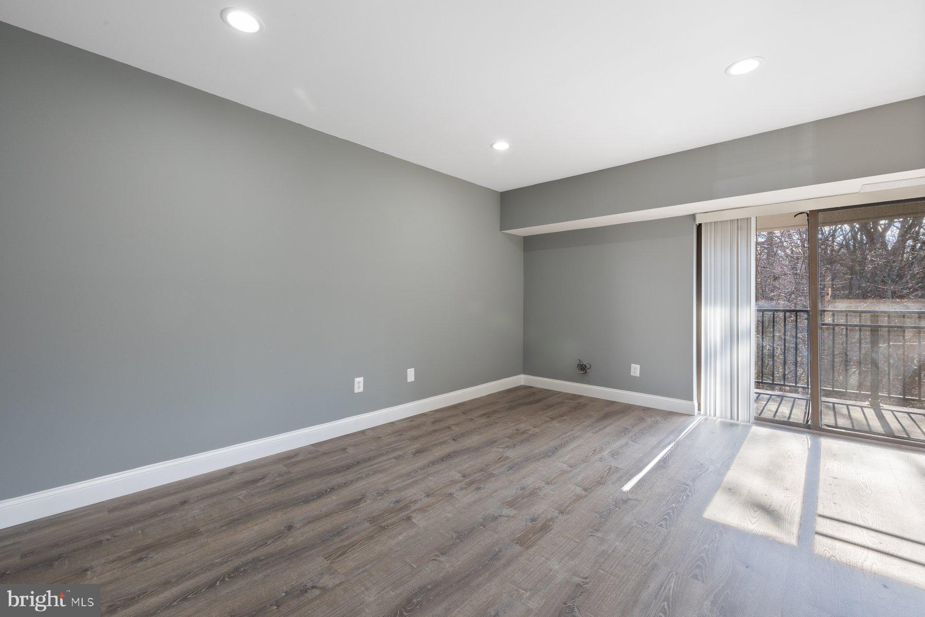 11613 Stoneview Square, Unit 21C Reston, VA 20191 - Photo 6 of 32