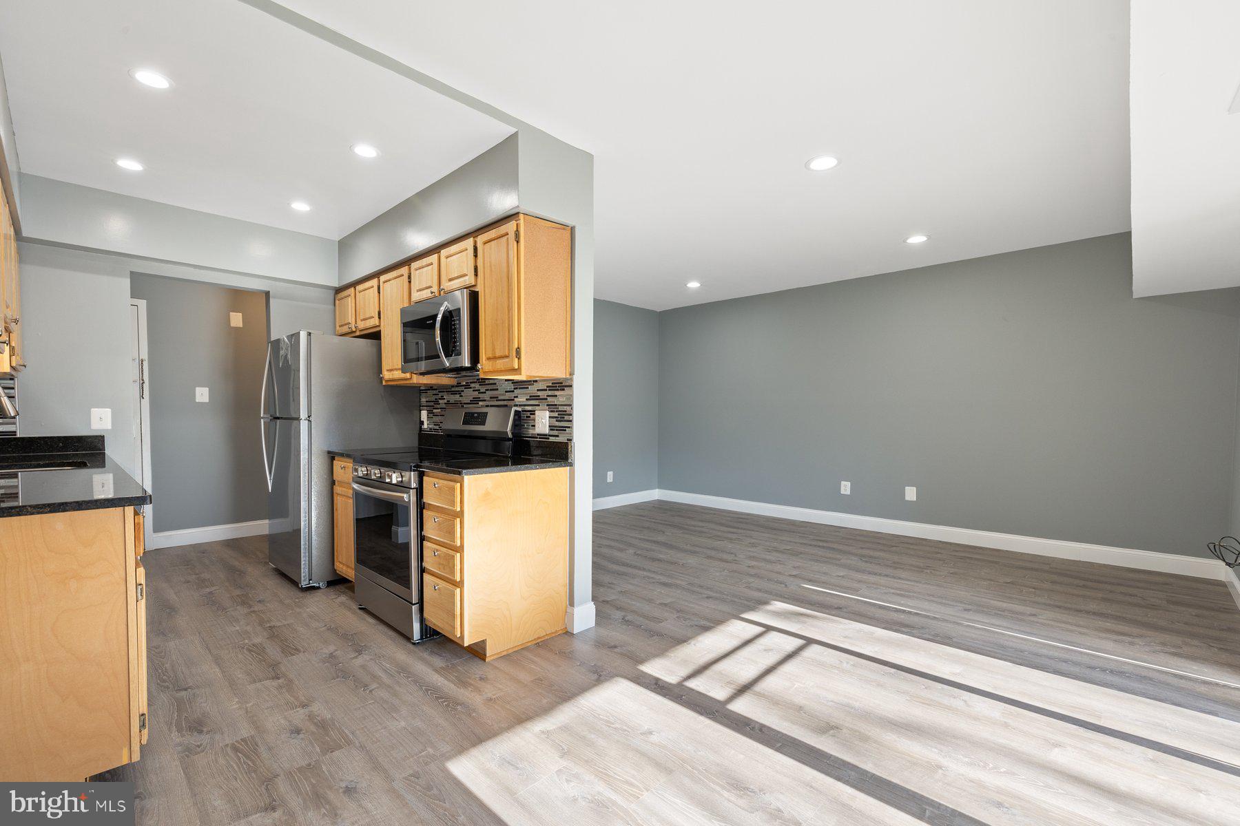 11613 Stoneview Square, Unit 21C Reston, VA 20191 - Photo 10 of 32