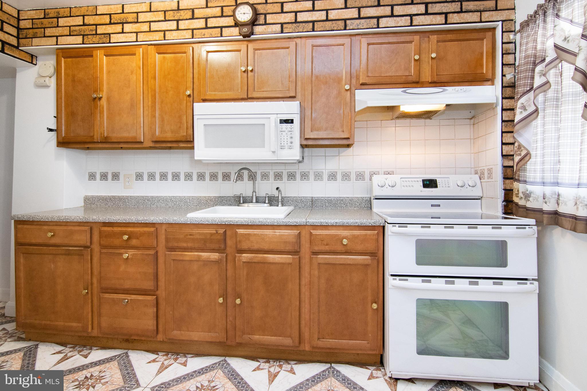 4012 Century Road Baltimore, MD 21206 - Photo 7 of 20 Gallery Image 7