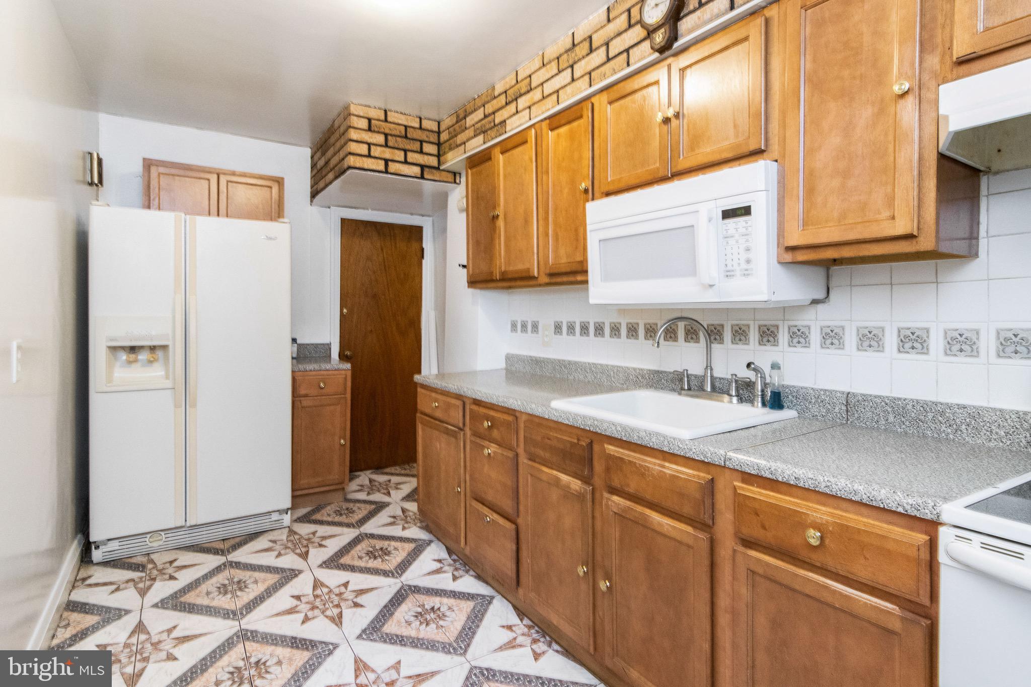 4012 Century Road Baltimore, MD 21206 - Photo 10 of 20 Gallery Image 10