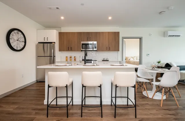 $680,000 | 203 Lowell Street, Unit 304, Wilmington, MA 01887