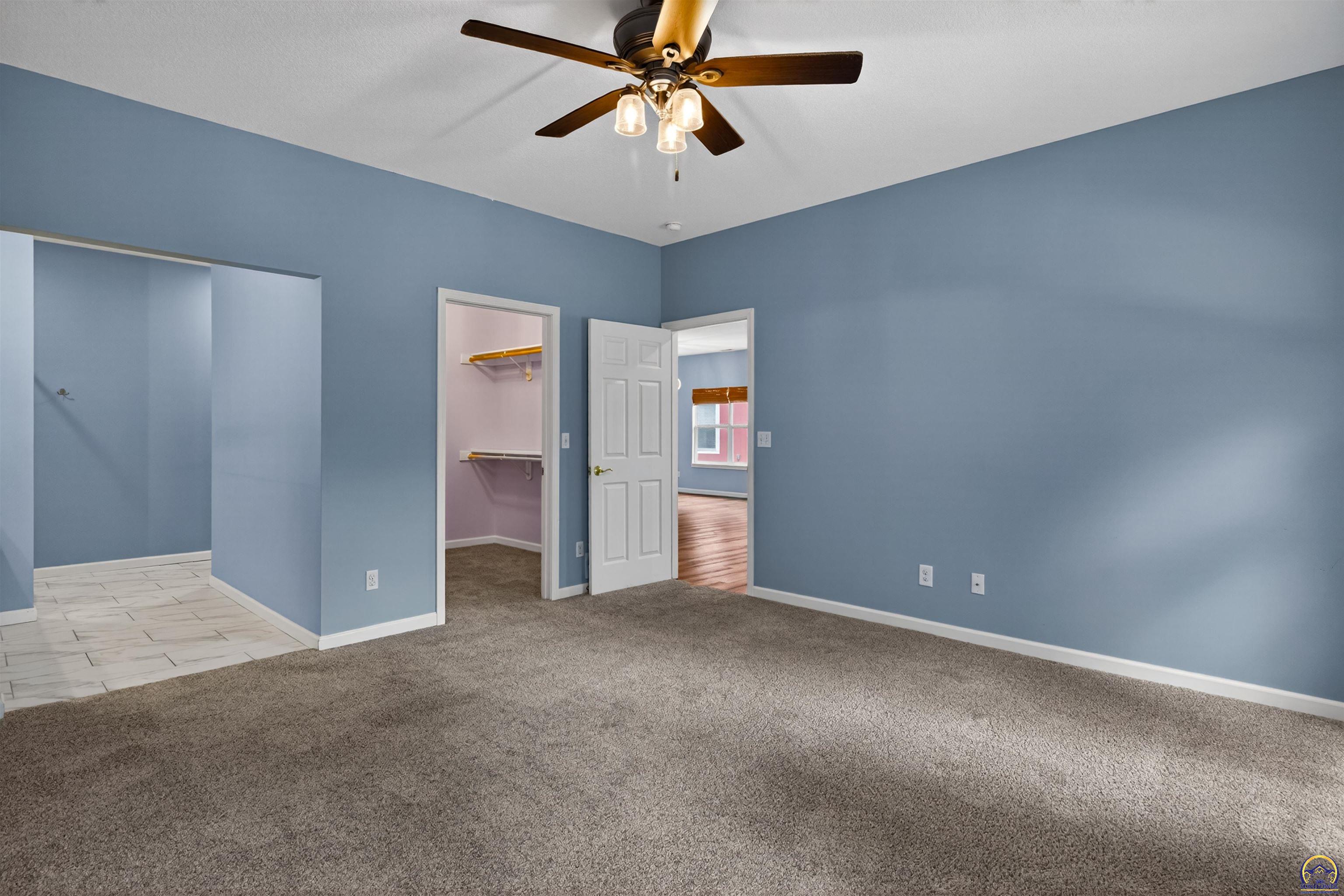 4204 Southwest Shenandoah Road Topeka, KS 66610 - Photo 15 of 24