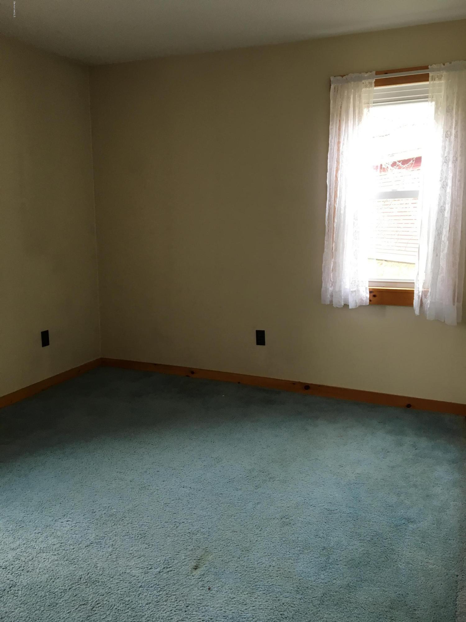 85 Tilda Hill Road Florida, MA 01247 - Photo 13 of 28 office
