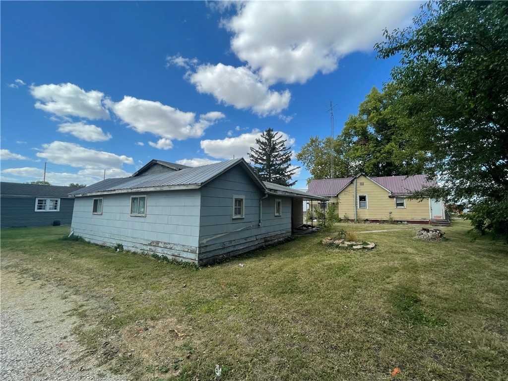 707 East 2nd Street Assumption, IL 62510 - Photo 16 of 22