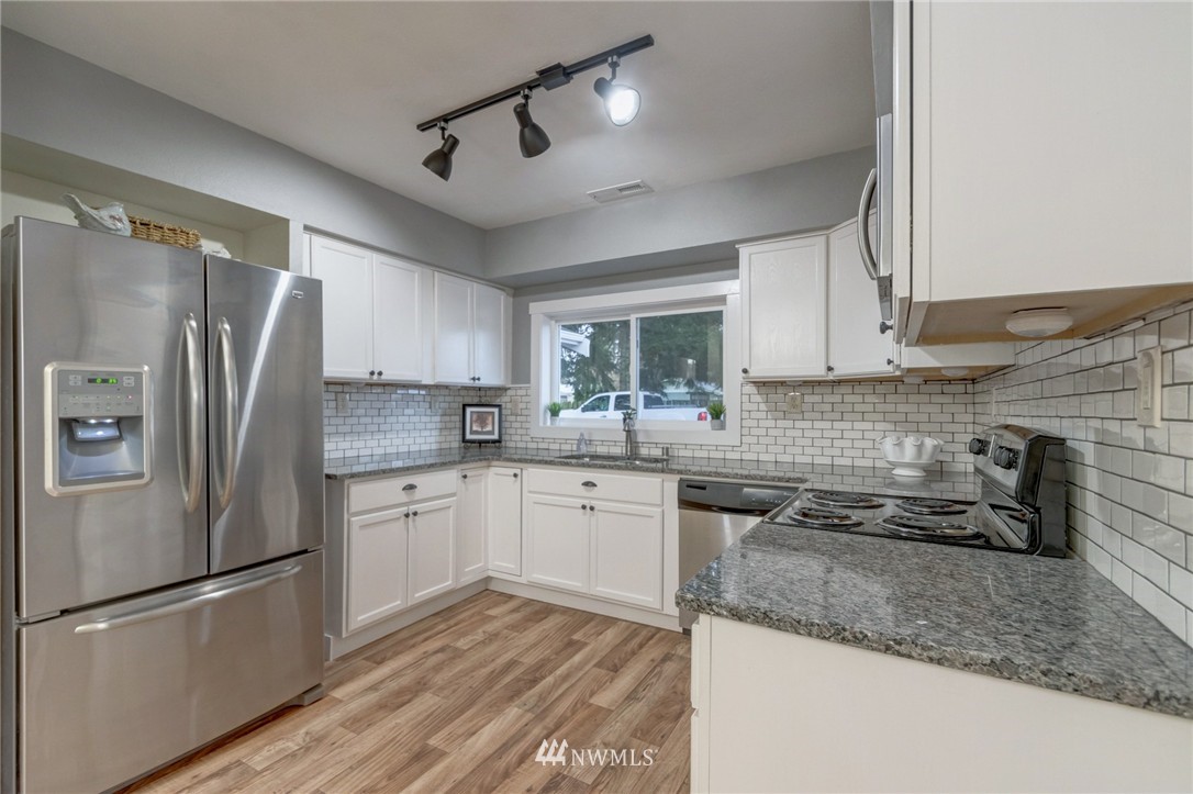280 West Pole Road Lynden, WA 98264 - Photo 7 of 25