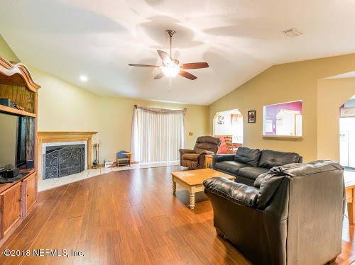 13020 Lanier Road Jacksonville, FL 32226 - Photo 6 of 30 315390B4-A2F8-4E2E-8B7B-D2358AFA0B08