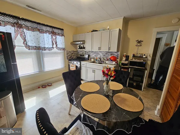 $339,900 | 105 Parkview Avenue, Reading, PA 19606