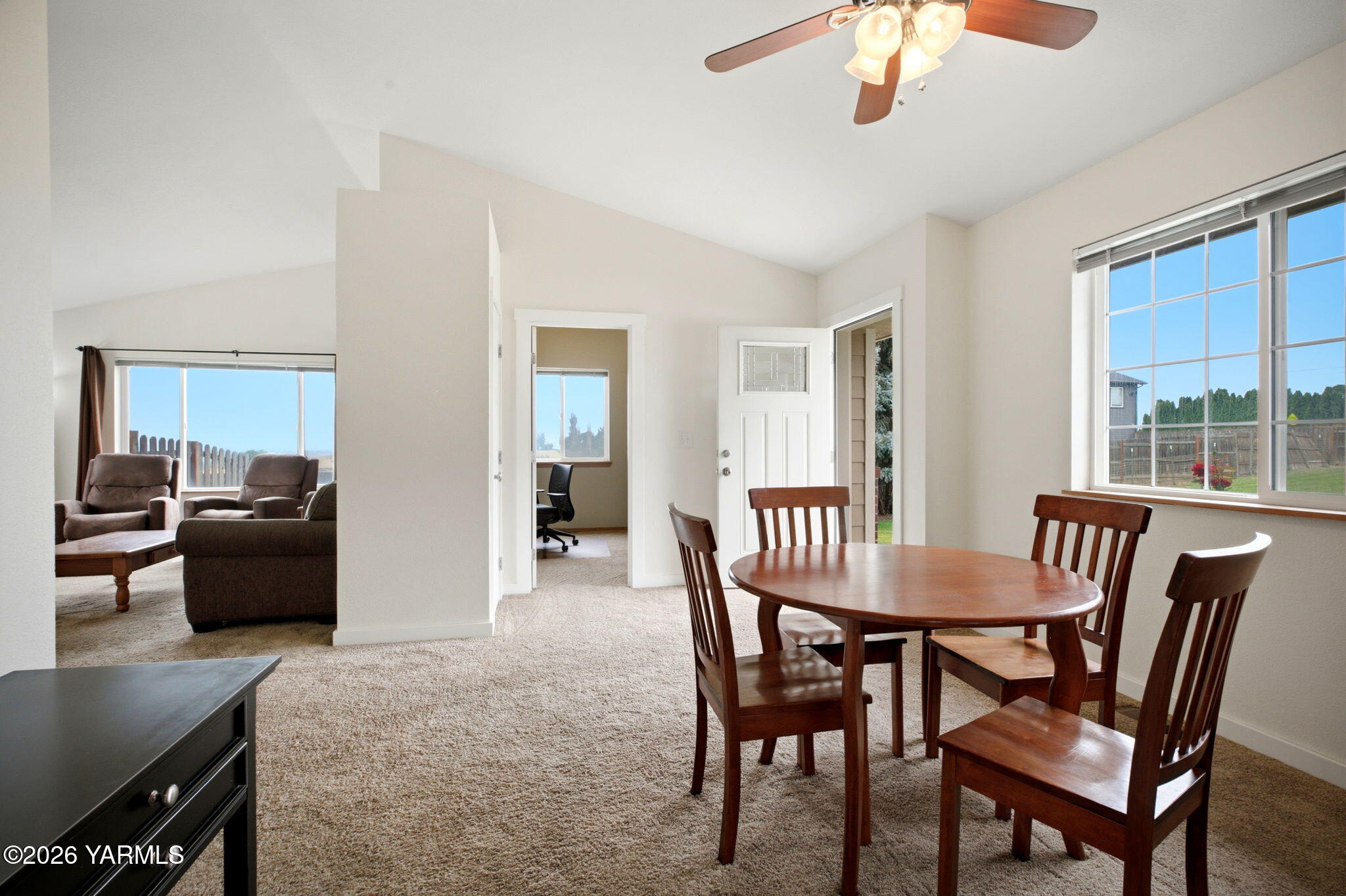 14809 Douglas Road Yakima, WA 98908 - Photo 6 of 25 McGuire_260720_Douglas_Yakima_13