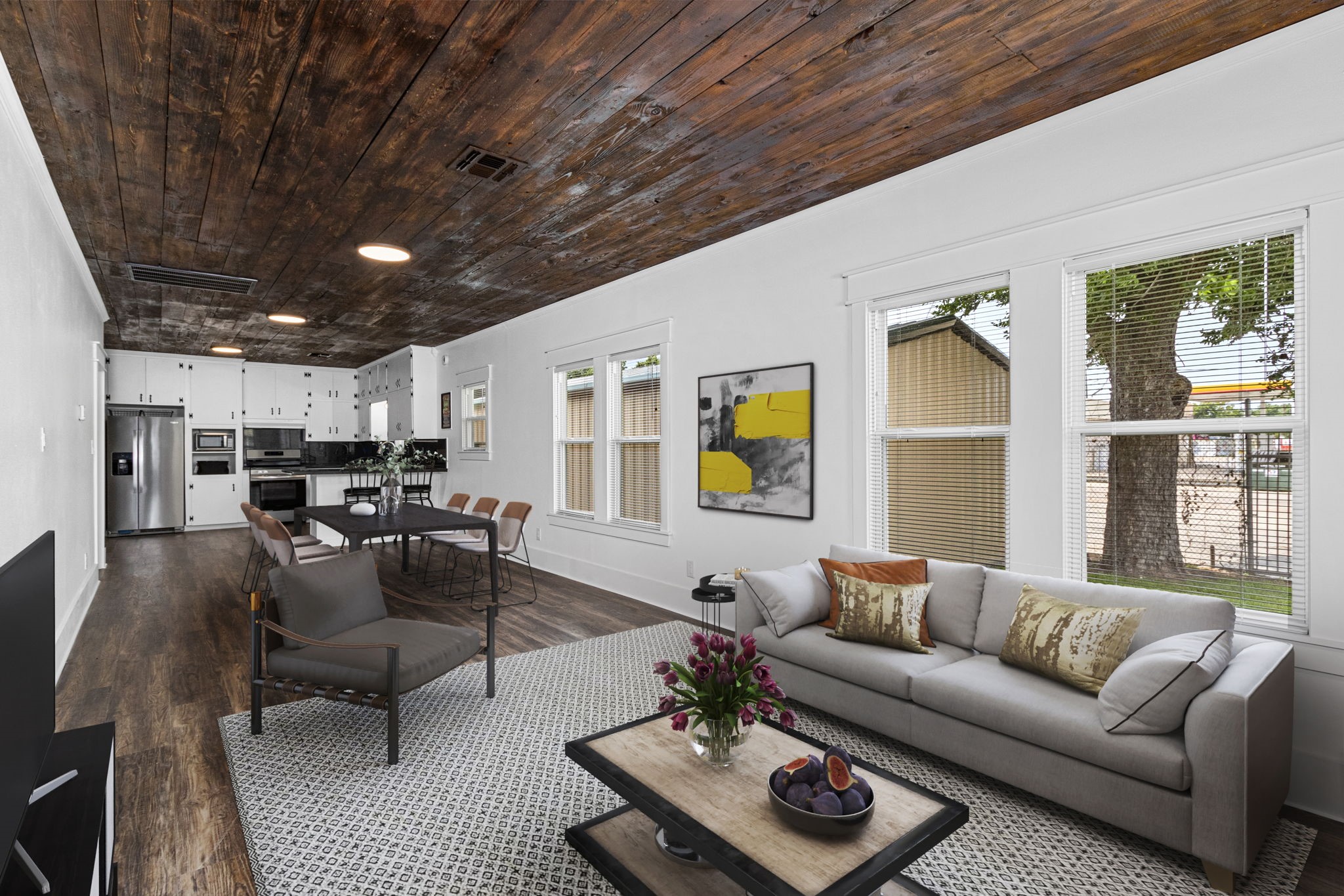 1138 Fannin Street Columbus, TX 78934 - Photo 3 of 25 a living room with furniture and a table