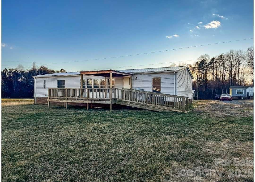 4610 Deal Road Claremont, NC 28610 - Photo 3 of 13