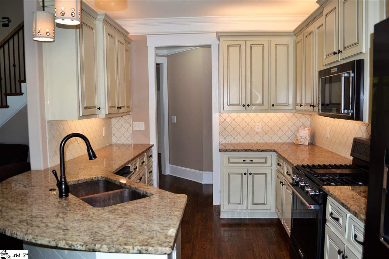 2008 Edwards Lake Road Greer, SC 29651 - Photo 9 of 35 Gallery Image 9