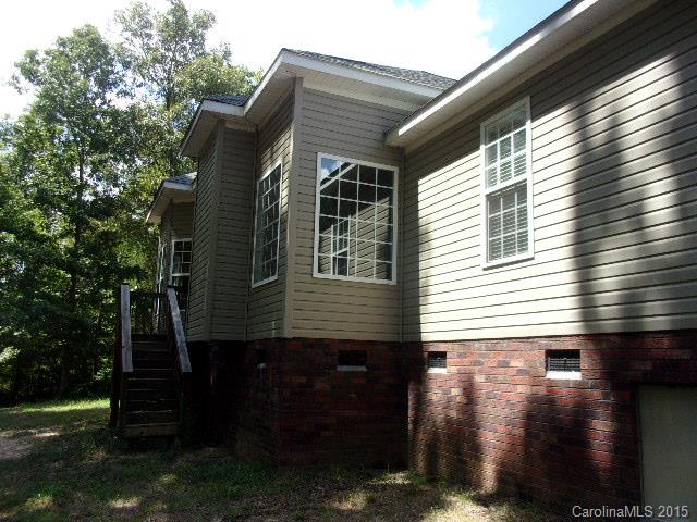 737 Flamingo Road Clover, SC 29710 - Photo 17 of 19