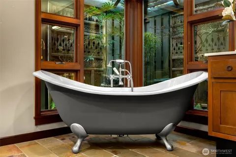 $6,150,000 | 1121 Irene Place Northeast, Bainbridge Island, WA 98110