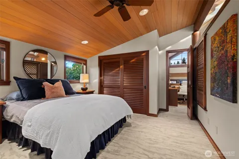 $6,150,000 | 1121 Irene Place Northeast, Bainbridge Island, WA 98110