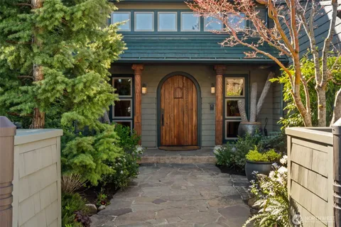 $6,150,000 | 1121 Irene Place Northeast, Bainbridge Island, WA 98110
