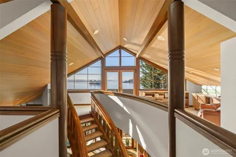 $6,150,000 | 1121 Irene Place Northeast, Bainbridge Island, WA 98110
