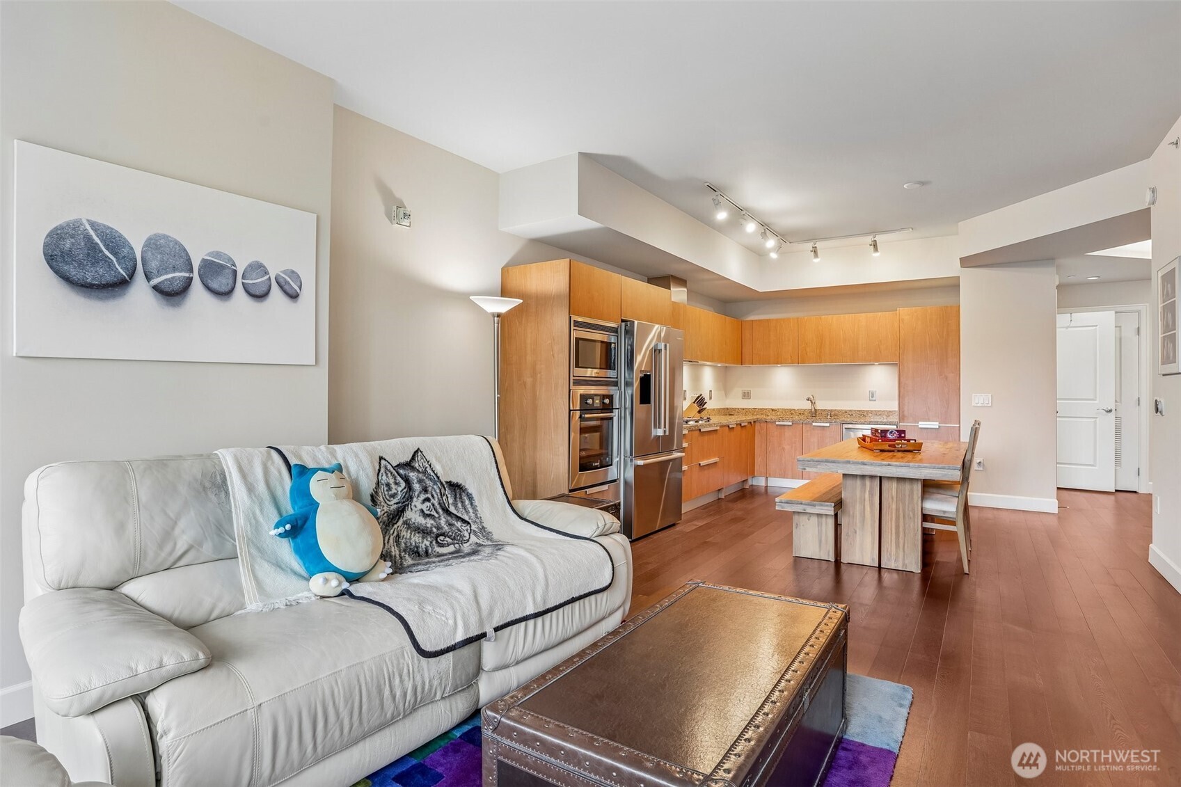 1920 4th Avenue, Unit 504 Seattle, WA 98101 - Photo 9 of 38
