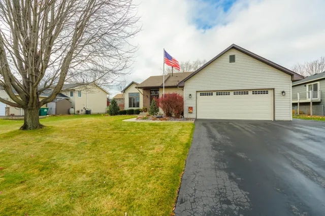 $429,999 | 17295 Fieldcrest Avenue, Farmington, MN 55024