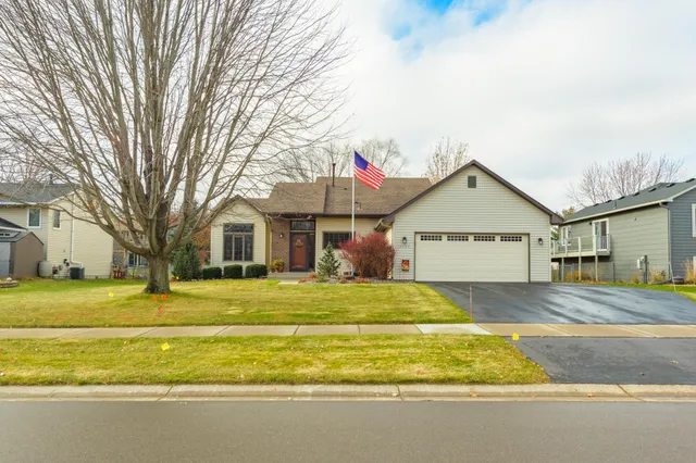$429,999 | 17295 Fieldcrest Avenue, Farmington, MN 55024