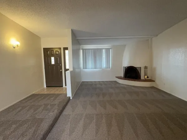 $1,550 | 3733 Sparrow Drive, Sierra Vista, AZ 85635