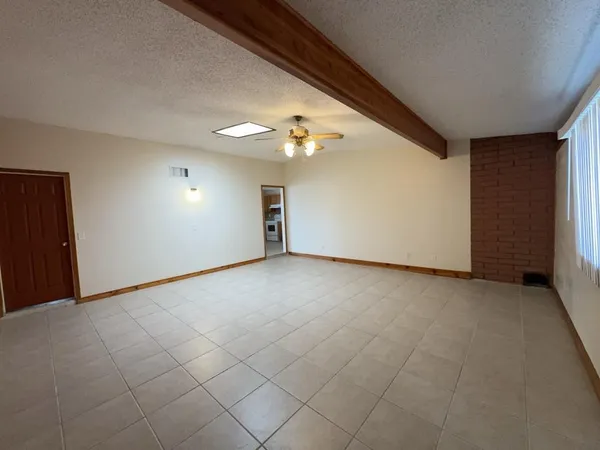 $1,550 | 3733 Sparrow Drive, Sierra Vista, AZ 85635