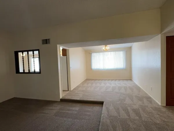 $1,550 | 3733 Sparrow Drive, Sierra Vista, AZ 85635