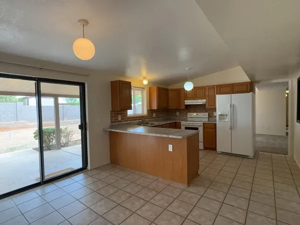 $1,550 | 3733 Sparrow Drive, Sierra Vista, AZ 85635