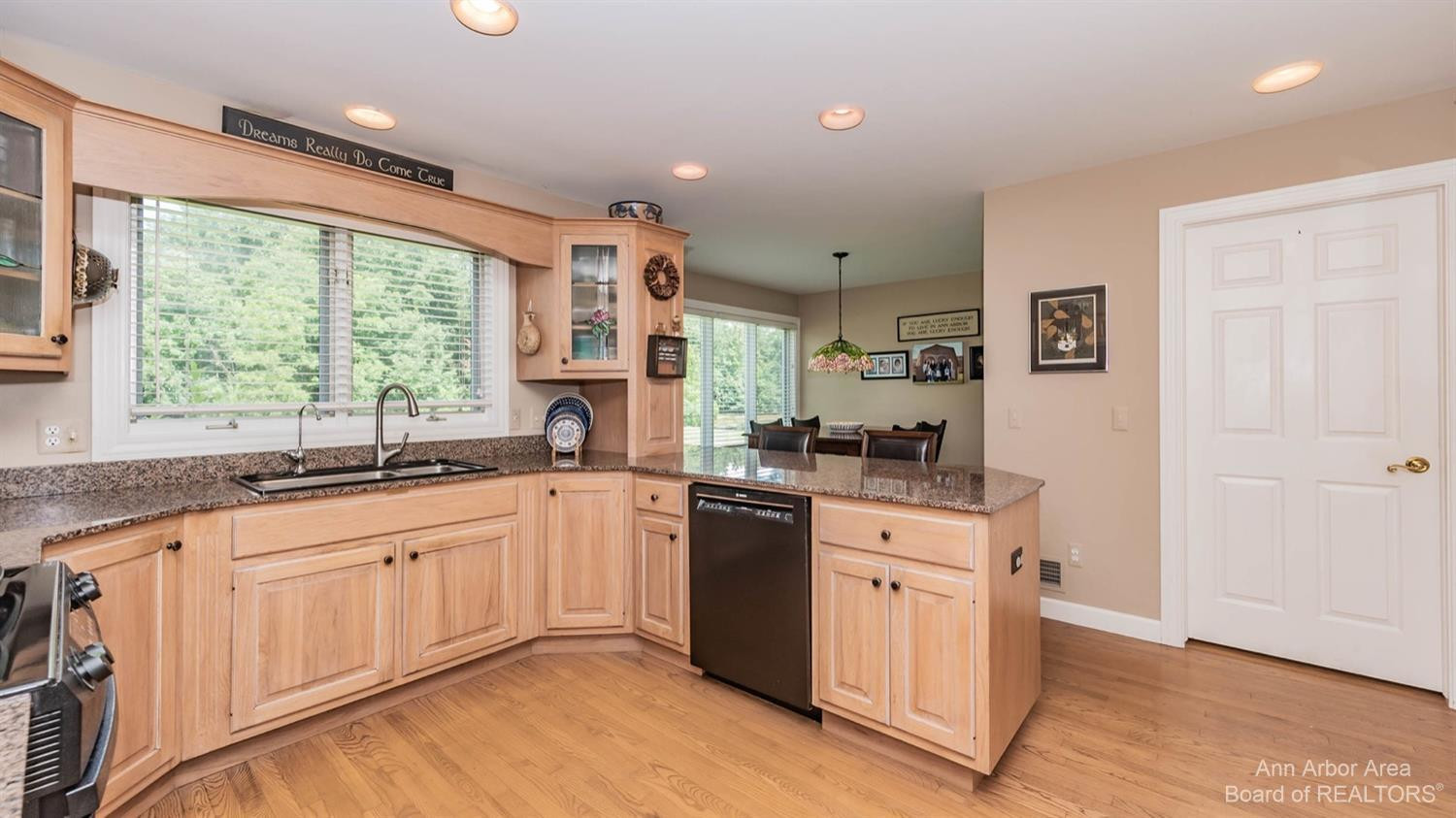 3075 Heather Road Ann Arbor, MI 48108 - Photo 23 of 68 Photo 23