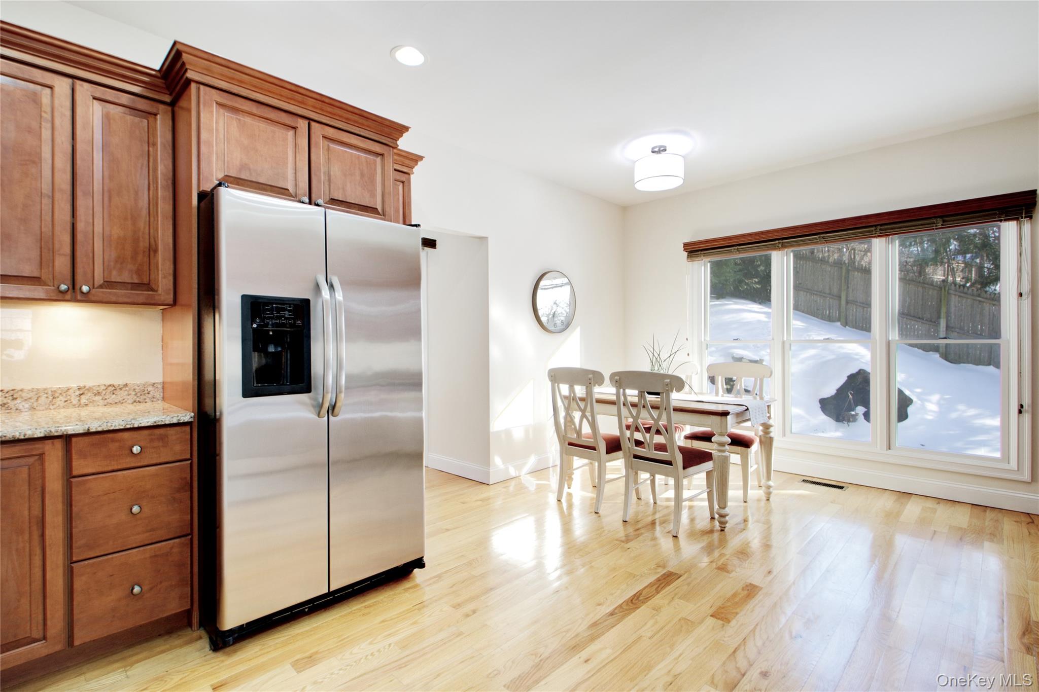 9 Revere Road Port Washington, NY 11050 - Photo 11 of 26