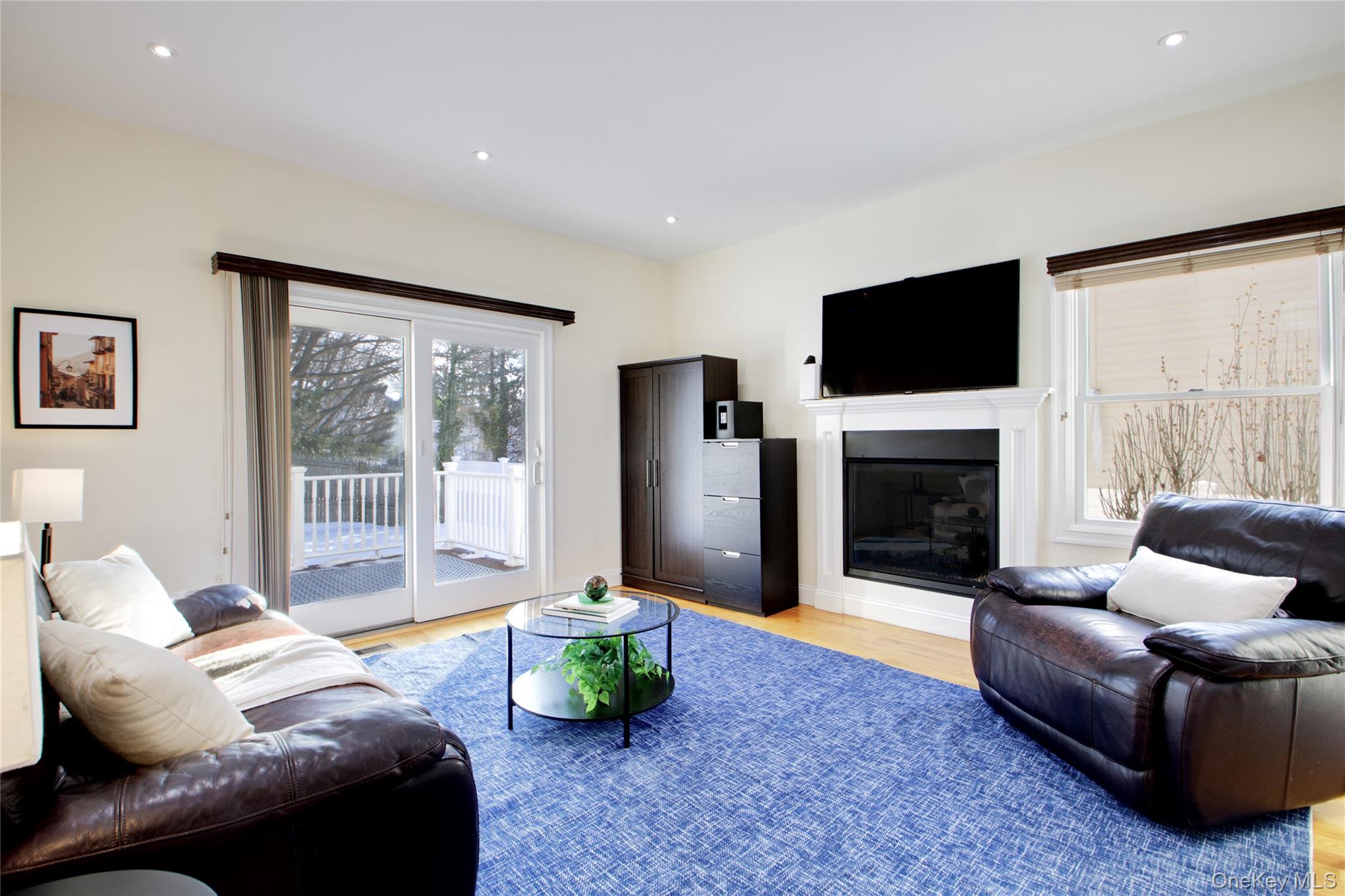 9 Revere Road Port Washington, NY 11050 - Photo 13 of 26