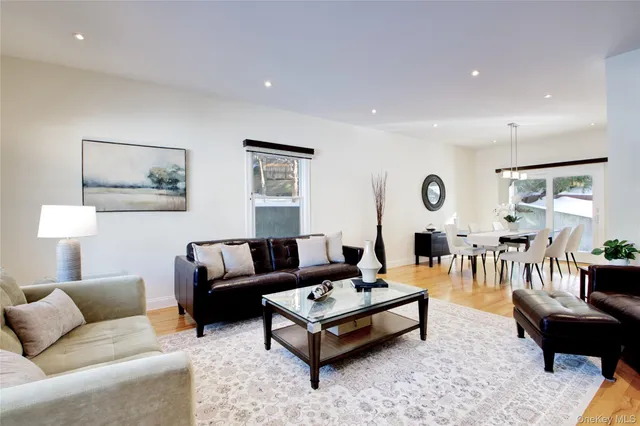 $1,529,000 | 9 Revere Road, Port Washington, NY 11050