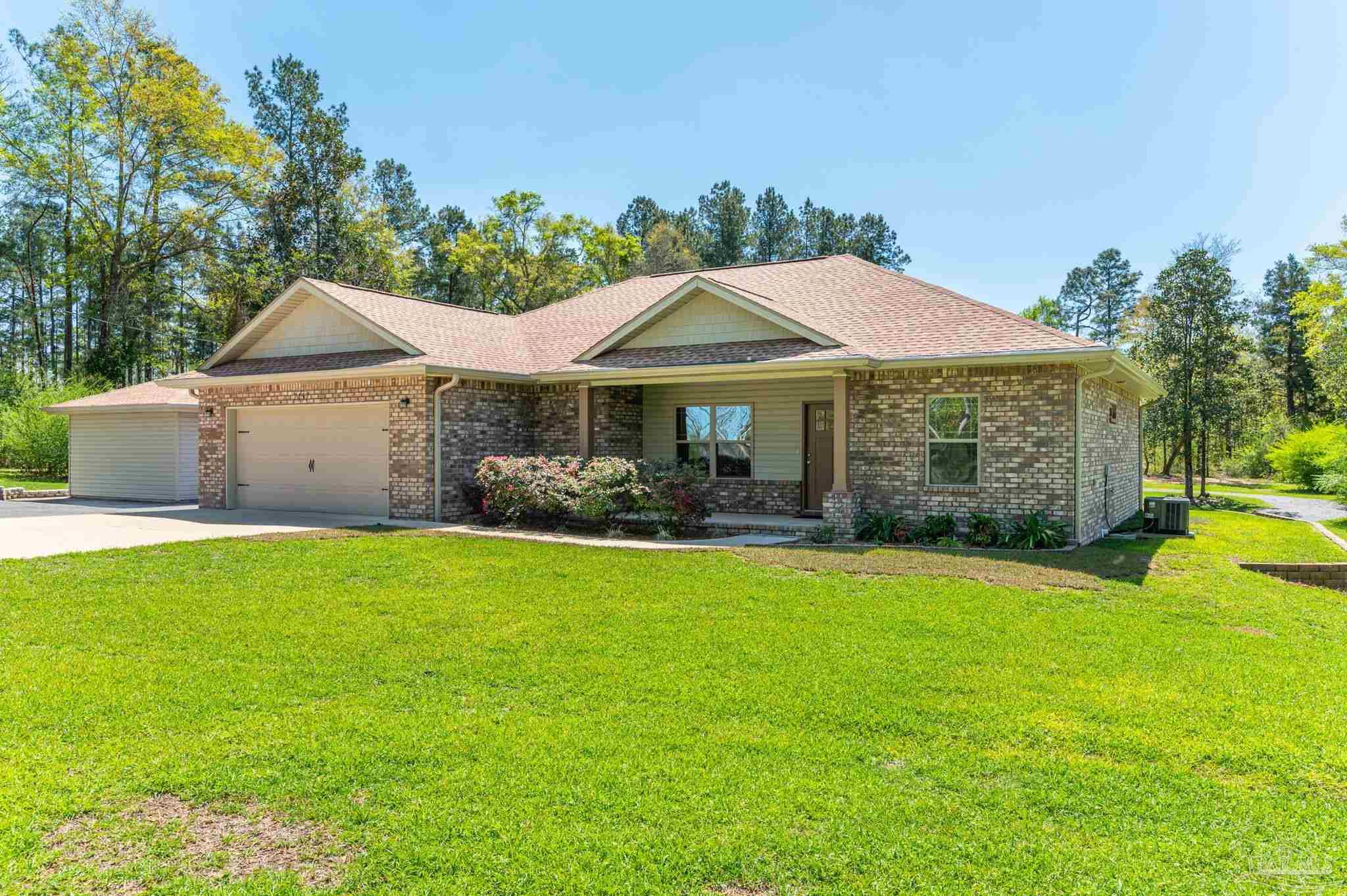 7157 Springhill Road Milton, FL 32570 - Photo 5 of 41 Gallery Image 5