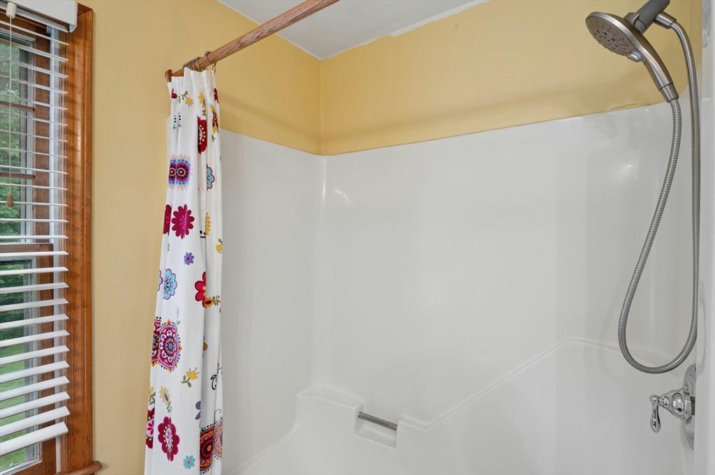 10 Sadler Road Upton, MA 01568 - Photo 29 of 42