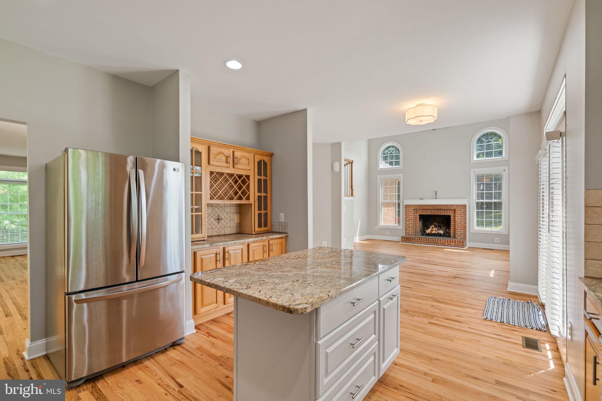 19033 Otley Road Purcellville, VA 20132 - Photo 14 of 52 Family Room off Kitchen