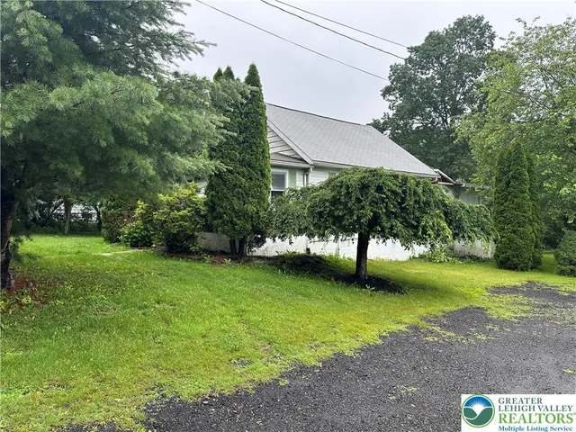 $232,500 | 3538 Mountain Road, Slatington, PA 18080