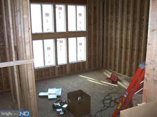 934 East Cathedral Road Philadelphia, PA 19128 - Photo 3 of 6
