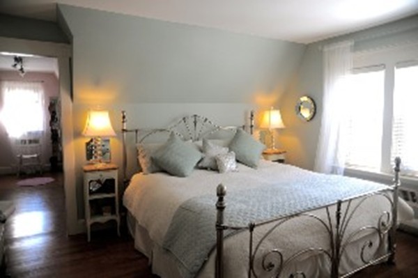 21 Pillon Road Milton, MA 02186 - Photo 8 of 10 Gallery Image 8