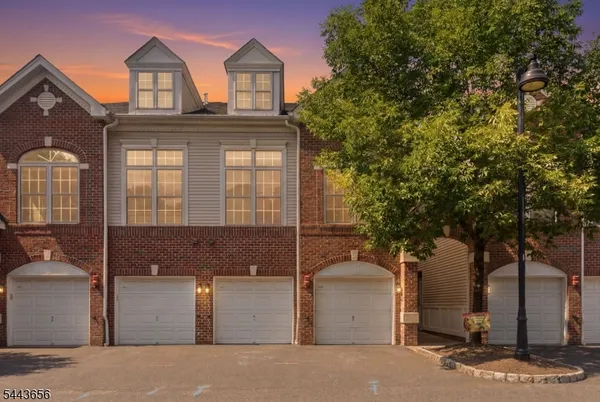 $509,900 | 408 Donato Circle, Unit 408, Scotch Plains, NJ 07076