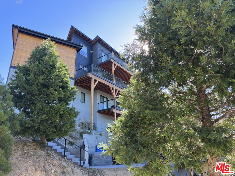 101 Mill Pond Road Lake Arrowhead, CA 92352 - Photo 16 of 19