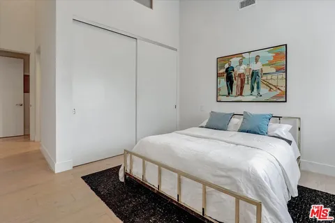 $1,695,000 | 930 California Avenue, Unit 301, Santa Monica, CA 90403