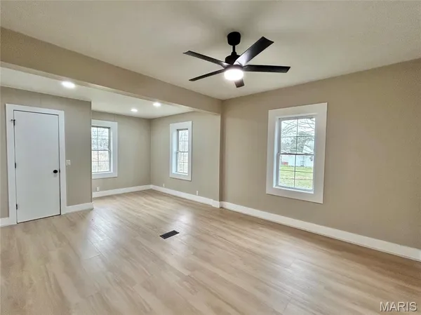 $204,900 | 120 Martin Street, Licking, MO 65542
