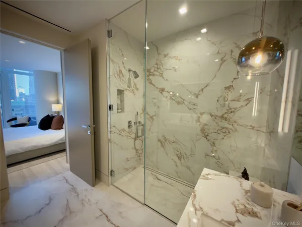 $125,000 | 20 West 53rd Street, Unit 18 B/C | Midtown Central