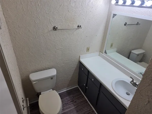 $1,345 | 3025 Walnut Bend Lane, Unit 21, Houston, TX 77042
