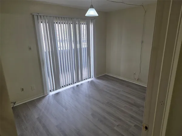 $1,345 | 3025 Walnut Bend Lane, Unit 21, Houston, TX 77042