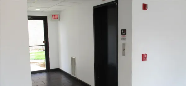 $1,345 | 3025 Walnut Bend Lane, Unit 21, Houston, TX 77042