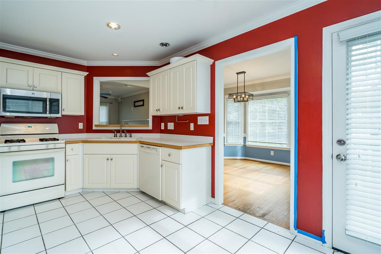 501 Woodland Road Raleigh, NC 27603 - Photo 12 of 28 KITCHEN