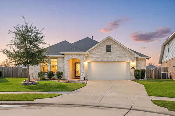 $355,000 | 8414 Divot Trace, Fulshear, TX 77441